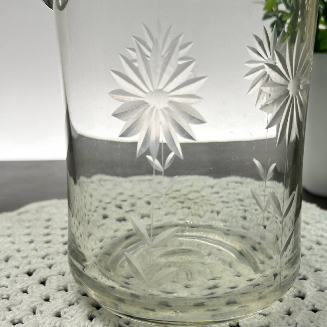 Кувшин для холодных напитков. Стекло с алмазной гранью "Цветы". Винтаж, СССР. Картинка 3